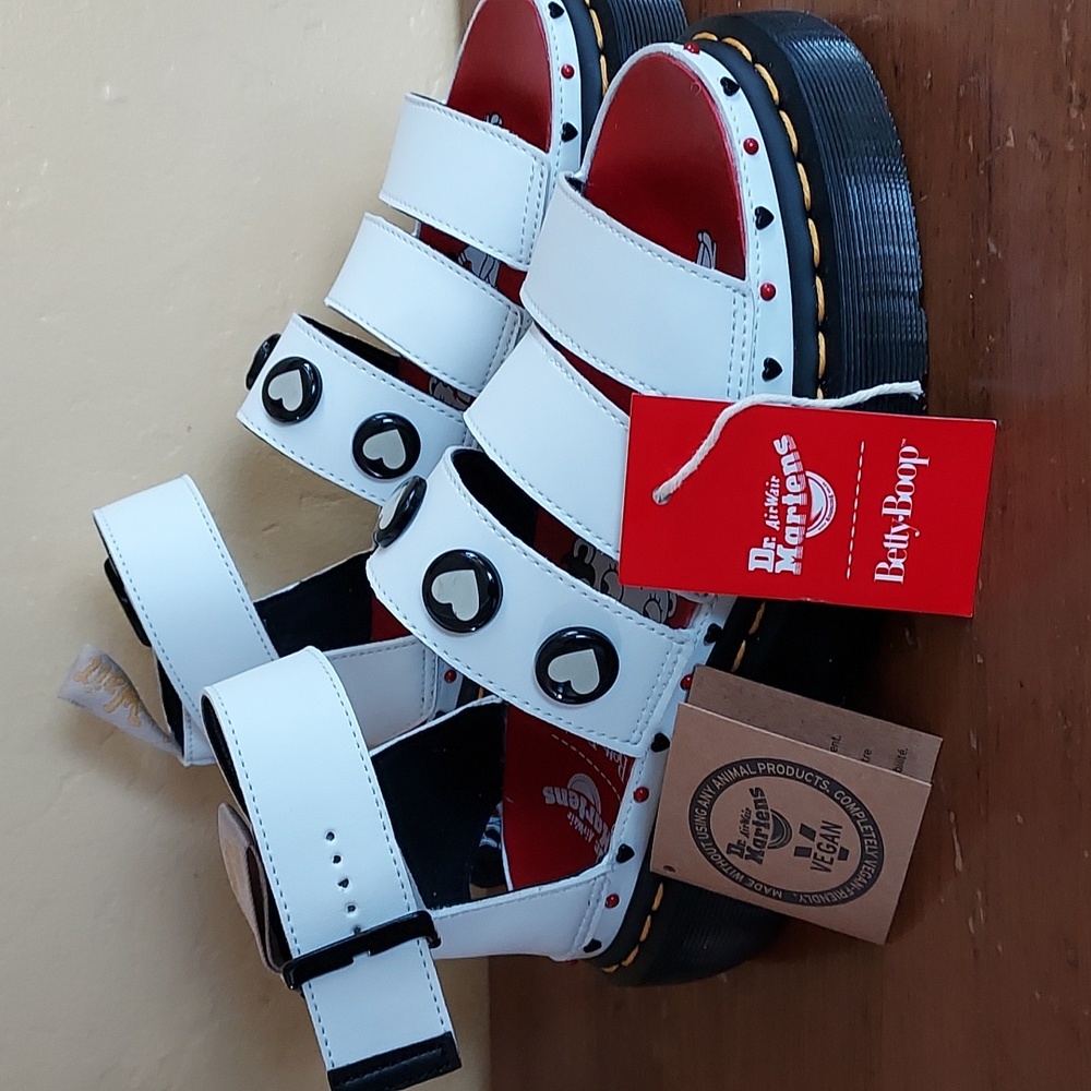 Dr Martens Betty Boop platforms sandals